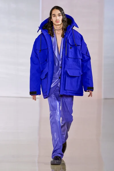 Look 39